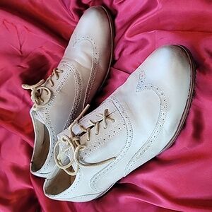 SOREL Madson Brogue Wingtip Oxford sz 10.5 LIKE NEW Distressed Cream